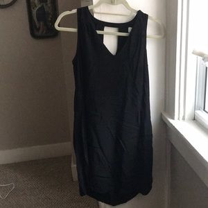 Old navy v- neck black dress